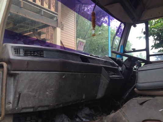 ขายหัวเก๋งมีตซูสิบล้อรุ่น527สภาพสวย ขายหัวเก๋งมีตซูสิบล้อรุ่น527สภาพสวย