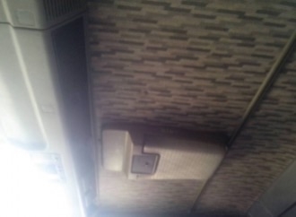 HINO FD 195 HP HO7D หกล้อดั๊มพ์ กระบะดั๊มพ์เหล็ก 5 ตันความยาว 3.60 เมตรสภาพสวยจัดพร้อมบรรทุกหนักพร้อมใช้งาน เครื่องยนต์แน่นดีแรงดีไม่มีแตกเยิ้ม ภายในเก๋งคอนโซลสวยครบพร้อม แอร์เย็น พวงมาลัยเพาเวอร์ ระบบเบรคทริ๊ปฟี้ครบครัน ช่วงล่างแน่นดีคัชซีสวยไม่มีแตกบวม