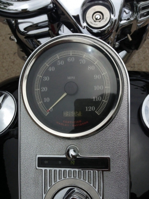 ขาย harley-davidson Road King Standard 100 ปี ปี2003 สภาพนางฟ้า ราคา 490,000 บาท อินวอยท์+สรรพสารมิตรแท้