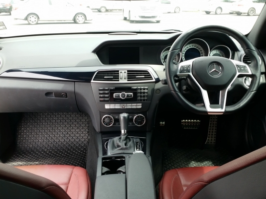 ขาย C COUPE MERCEDES-BENZ (W204) ขาย C COUPE MERCEDES-BENZ (W204)