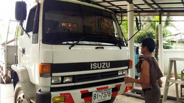 ขายร็อกกี้7.20เมตร ติดเครน3ตัน 3ปลอก2ชัก เครื่องดีแคชซีสวย สภาพพร้อมใช้งาน เอกสารพร้อมโอน สนใจโทร 090-8588220คุณนะ 093-3258446คุณบิว ID:narong498 หรือเข้าดูสินค้าอื่นๆได้ที่ www.truck.in.th/498 หรือเพจFacebook ณรงค์ ซื้อขายรถมือสอง (เว็บไซต์ส่วนตัว) หรือF ขายร็อกกี้7.20เมตร ติดเครน3ตัน 3ปลอก2ชัก เครื่องดีแคชซีสวย สภาพพร้อมใช้งาน เอกสารพร้อมโอน สนใจโทร 090-8588220คุณนะ 093-3258446คุณบิว ID:narong498 หรือเข้าดูสินค้าอื่นๆได้ที่ www.truck.in.th/498 หรือเพจFacebook ณรงค์ ซื้อขายรถมือสอง (เว็บไซต์ส่วนตัว) หรือF