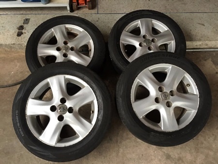 ขาย ล้อToyota Vios ขอบ15 พร้อมยาง