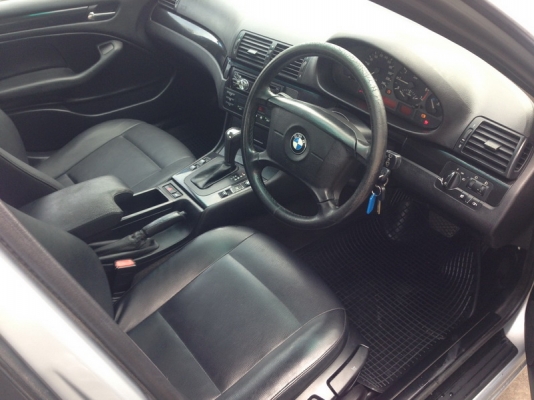 BMW E46 318 I ปี 2000 รถสวย เครื่องเดิม ช่วงล่างแน่น แอร์เย็น ล้อ MAX เบาะสภาพดี ระบบไฟใช้งานได้ปกติ สีสวย รถพร้อมใช้งาน BMW E46 318 I ปี 2000 รถสวย เครื่องเดิม ช่วงล่างแน่น แอร์เย็น ล้อ MAX เบาะสภาพดี ระบบไฟใช้งานได้ปกติ สีสวย รถพร้อมใช้งาน