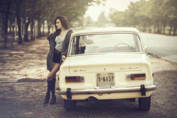 ขายรถ classic Alfa Romeo giulia nouva super 1600 แท้และเดิมๆ พร้อมใช้งาน 178,000 บาท โทร 0830380220 ครับ