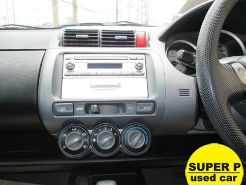 HONDA JAZZ 1.5 I-DSI AT 2004