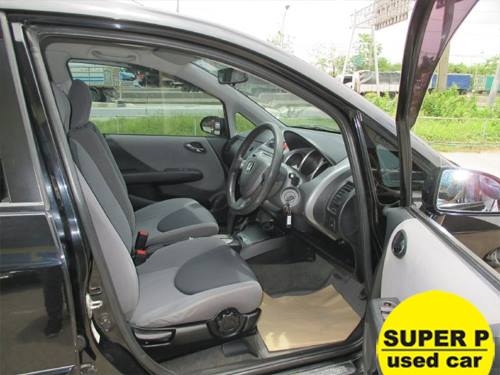 HONDA JAZZ 1.5 I-DSI AT 2004