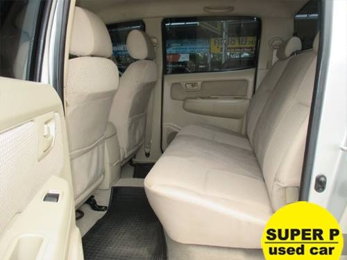 TOYOTA HILUX VIGO 4DR 2.7 4WD AT 2008 TOYOTA HILUX VIGO 4DR 2.7 4WD AT 2008