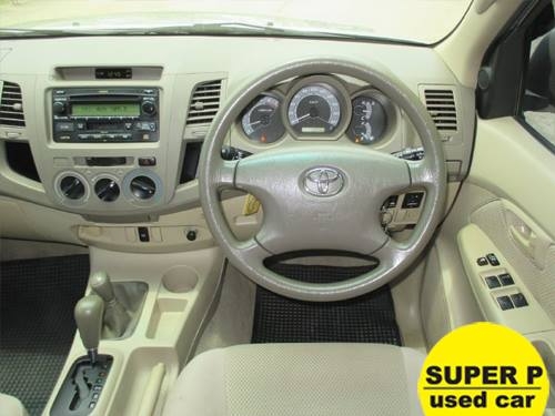 TOYOTA HILUX VIGO 4DR 2.7 4WD AT 2008 TOYOTA HILUX VIGO 4DR 2.7 4WD AT 2008