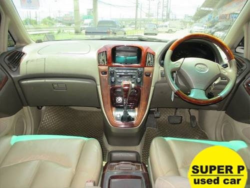 TOYOTA HARRIER 3.0 FOUR AT 2000