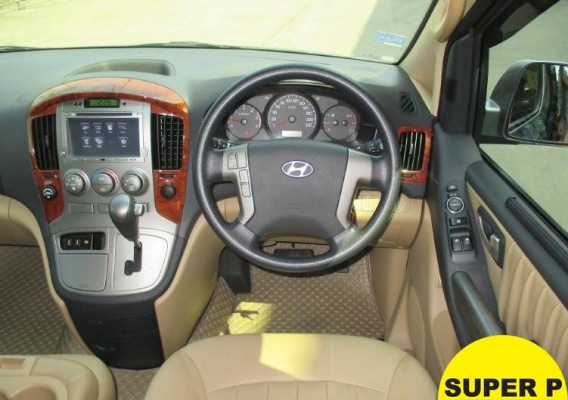 HYUNDAI H-1 2.5 DELUXE AT 2012 HYUNDAI H-1 2.5 DELUXE AT 2012