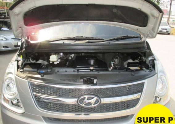 HYUNDAI H-1 2.5 DELUXE AT 2012 HYUNDAI H-1 2.5 DELUXE AT 2012