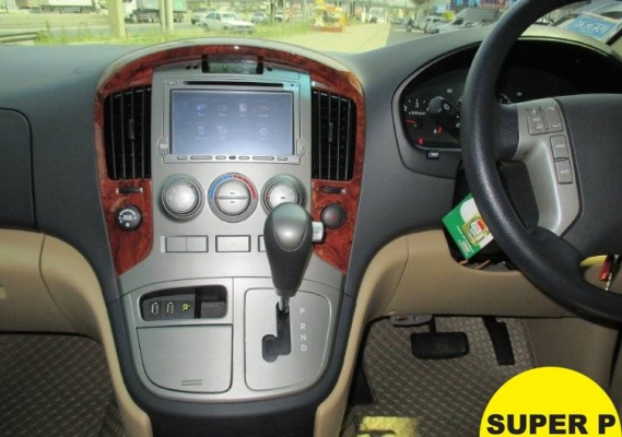 HYUNDAI H-1 2.5 DELUXE AT 2012 HYUNDAI H-1 2.5 DELUXE AT 2012