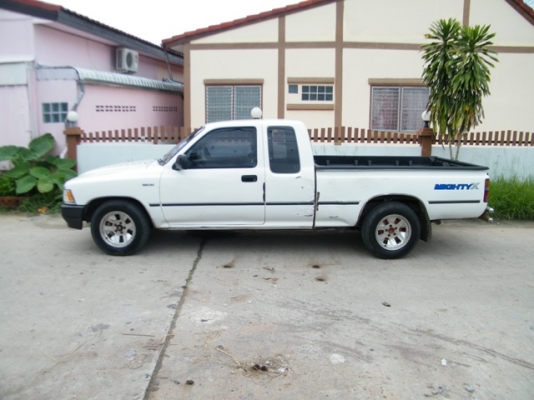 !!!!! โตโยต้า ไมตี้เอ็กแค๊ป ปลายปี 36 พวงมาลัยเพาเวอร์ ล้อแม็ก เครื่องดีมากแน่นๆ