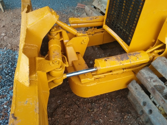 ขายแทร๊กเตอร์ โคมัสสุD2-5รถสวยพร้อมใช้