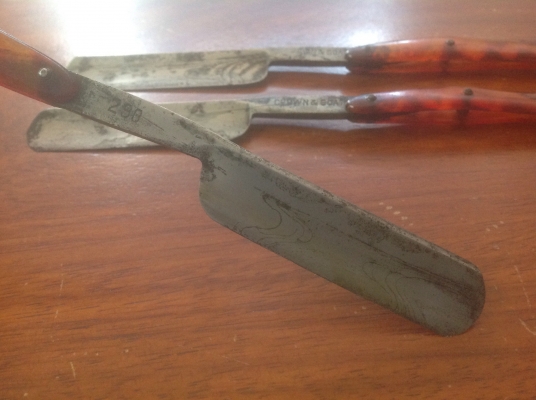 ขายมีดโกนโบราณ Crown &amp; Goat เก่าเก็บ ราคานี้พิเศษรวมจัดส่ง