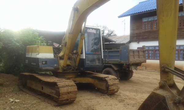 เจ้าของฝากขาย KOMASU120 รุ่น 5 รถดีพร้อมใช้ เจ้าของฝากขาย KOMASU120 รุ่น 5 รถดีพร้อมใช้