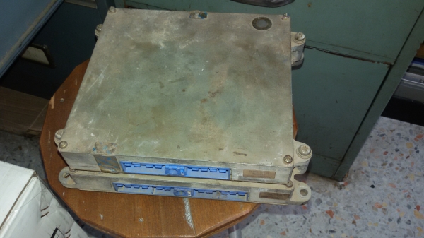 ขาย,ซ่อม กล่องควบคุมรถขุด