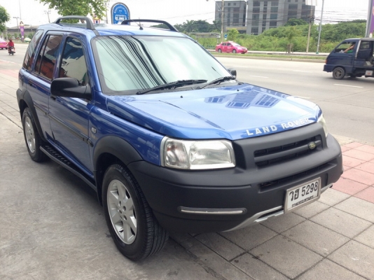 LANDROVER FREELANDER ปี 2003 รถสวย ติดแก็ส LPG หัวฉีด เช็คศูนย์ตลอด เบาะหนังสภาพดี เครื่องเดิมวิ่งดี ช่วงล่างแน่น รถพร้อมใช้งาน จัดไฟแนนได้