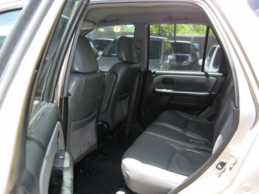 HONDA CRV 2.0 ปี2002 รถสวย เดิมๆไม่มีตำหนิ ขาย 239,000 HONDA CRV 2.0 ปี2002 รถสวย เดิมๆไม่มีตำหนิ ขาย 239,000