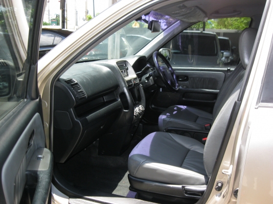 HONDA CRV 2.0 ปี2002 รถสวย เดิมๆไม่มีตำหนิ ขาย 239,000 HONDA CRV 2.0 ปี2002 รถสวย เดิมๆไม่มีตำหนิ ขาย 239,000