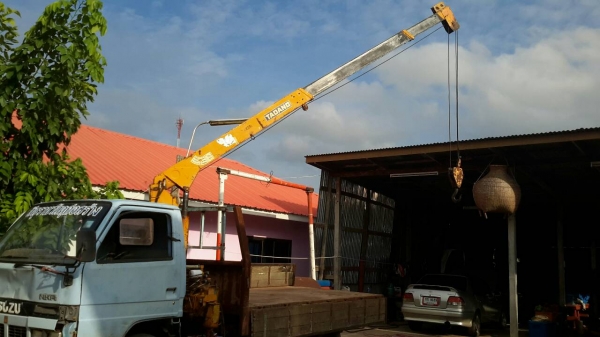 รถ110แรงNKR ติดเครน2.5ตัน ทะเบียนม.79 สภาพพร้อมใช้งาน รถ110แรงNKR ติดเครน2.5ตัน ทะเบียนม.79 สภาพพร้อมใช้งาน