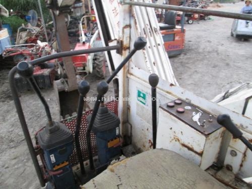 รถขุดเล็ก KOMATSU PC28UU-1 รหัสสินค้า : 12000970 Line ID: nihonmono หรือเพิ่มเติมไดที่ www.nihonmono.com รถขุดเล็ก KOMATSU PC28UU-1 รหัสสินค้า : 12000970 Line ID: nihonmono หรือเพิ่มเติมไดที่ www.nihonmono.com
