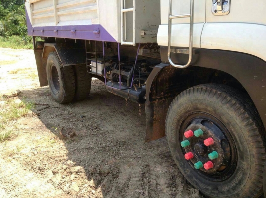 ขายรถบรรทุก 6 ล้อดัมพ์ คันที่ 1.ISUZU FTR 240 แรงม้าปี 2554 ไมล์ 85000 คันที่ 2. ISUZU FTR 200 แรงม้าปี 2549 ไมล์ 278000 ราคารวม 2 คัน 2000000