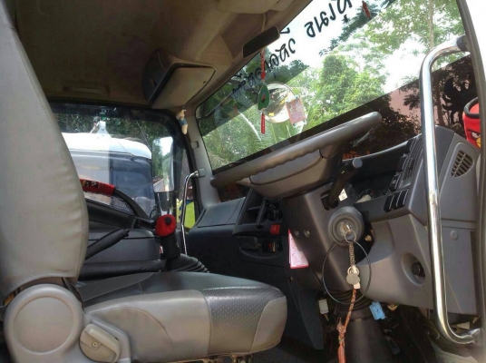 ขายรถบรรทุก 6 ล้อดัมพ์ คันที่ 1.ISUZU FTR 240 แรงม้าปี 2554 ไมล์ 85000 คันที่ 2. ISUZU FTR 200 แรงม้าปี 2549 ไมล์ 278000 ราคารวม 2 คัน 2000000