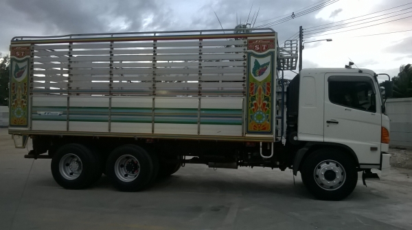 ขาย HINO MEGA500 220แรงม้า 10ล้อ ปี52กระบะบบรรทุกสภาพเดิมสวยพร้อมใช้งาน