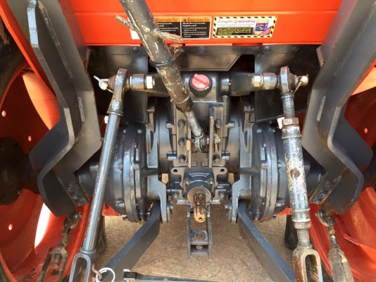 ขายรถไถ Kubota L4708(4WD) พร้อมใบมีดและผานบุกเบิกช้างDP224F รถพร้อมใช้งาน