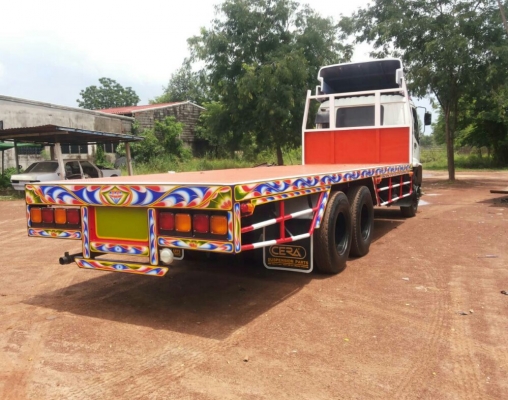 ขายด่วน รถบรรทุก 10 ล้อ 1 เพลา ISUZU DECA 200 แรงม้า