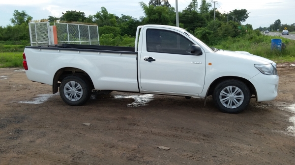 ขายวีโก้ตอนเดียวปี56 พร้อมใช้งานราคาเบาๆ