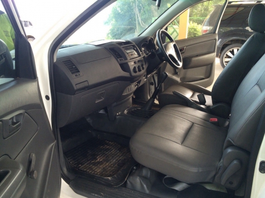 ขายวีโก้ตอนเดียวปี56 พร้อมใช้งานราคาเบาๆ