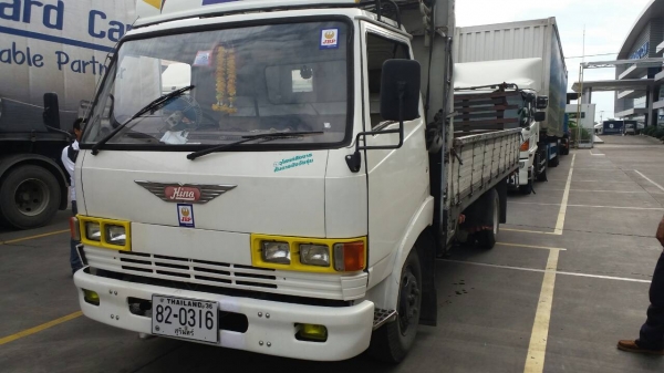 ขายราคร 225,000บ หกล้อ HINO FB117แรง ช่วงยาว 5ม สวยบางเดิมทั้งคัน ทะเบียนพร้อมโอน ราคา 225,000บ ขายราคร 225,000บ หกล้อ HINO FB117แรง ช่วงยาว 5ม สวยบางเดิมทั้งคัน ทะเบียนพร้อมโอน ราคา 225,000บ