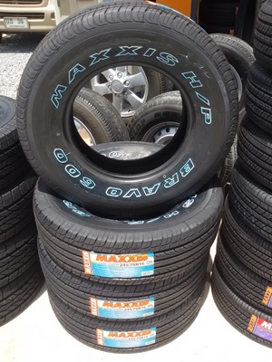ขายยาง245/70/16 ปี 15 MAXXIS HP600  เส้นละ 3600