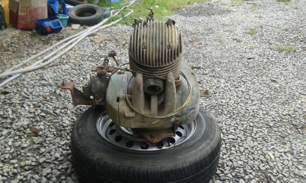 ขายรถสามล้อโบราณ