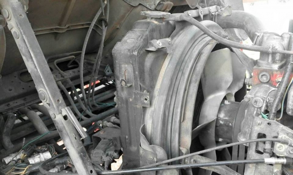 ขาย10ล้อ1เพลาดัมพ์ ROCKY195นางฟ้าปี39 น้ำหนักรถ9,500 กก. กระบะยาว6.10 สูง2.20เมตร FVM32M Rแอร์เย็นสภาพพร้อมใช้งาน ลูกปืนล้อ ทุกล้อ ผ้าเบรค ทุกล้อ เช็ค แล้ว อันไหนไม่ดีเปลี่ยนหมด เครื่องดีแชชซีสวย