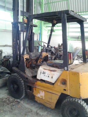 ขายรถฟอร์คลิฟต์ TCM 2ตัน ขายรถฟอร์คลิฟต์ TCM 2ตัน