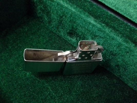 หนึ่งเดียวไฟแช็ค ZIPPO