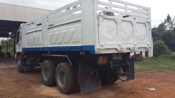 **1,600,000 บ.ต่อรอง/// 10ล้อ ISUZU DECA-270 ยูโรทู 2เพลาดั้ม **ขาย ISUZU DECA-270 ยูโรทู 10ล้อ2เพลาดั้มเหล็กสามมิตรลอนเฉียง สภาพพร้อมใช้งาน ISUZU DECA FXZ23NZF 2 2 6SD1-TC 270HP EURO-2 ปี47 เครื่องส้ม เฟืองช้า (รุ่นใบไม้เขียว) เครื่องเดิม(ส้ม) เกียร์เดิม **1,600,000 บ.ต่อรอง/// 10ล้อ ISUZU DECA-270 ยูโรทู 2เพลาดั้ม **ขาย ISUZU DECA-270 ยูโรทู 10ล้อ2เพลาดั้มเหล็กสามมิตรลอนเฉียง สภาพพร้อมใช้งาน ISUZU DECA FXZ23NZF 2 2 6SD1-TC 270HP EURO-2 ปี47 เครื่องส้ม เฟืองช้า (รุ่นใบไม้เขียว) เครื่องเดิม(ส้ม) เกียร์เดิม