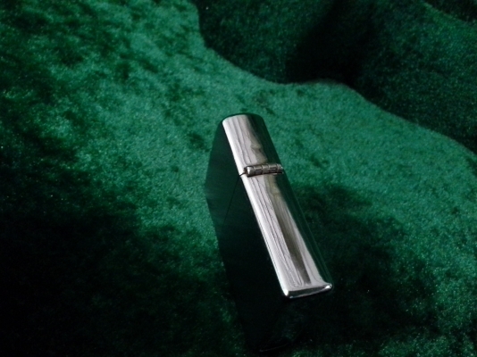 หนึ่งเดียวไฟแช็ค ZIPPO