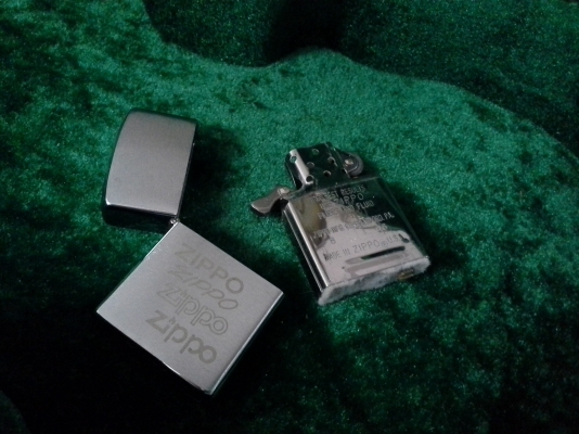 หนึ่งเดียวไฟแช็ค ZIPPO