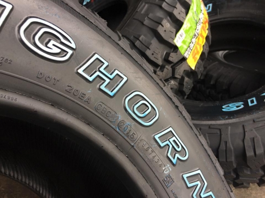 Mud Maxxis Bighorn MT-762 ชนาด 265 75 r16 ยางใหม่ปี15