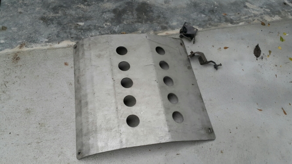 กันแคร๊ง อลูมิเนียม มือสอง