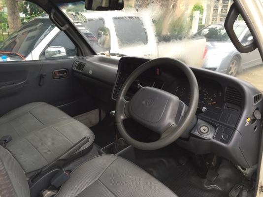 ปี99 เครื่อง3.0GLดีเซล พ.พาวเวอร์ แอร์หน้าหลัง เบาะ3แถว เครื่องช่วงล่างดี