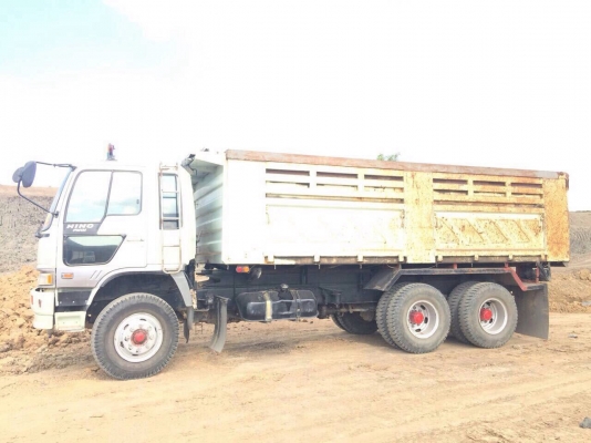 ขายรถบรรทุกสิบล้อ