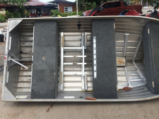 อลู quintrex 12f