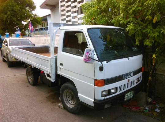 ขาย ISUZU NKR 88 ป้ายไม่ติดเวลา