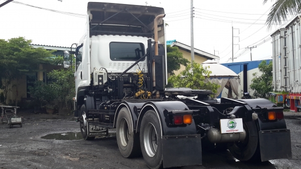 รถสิบล้อ หัวลาก Isuzu รุ่น GXZ77NF1H 360 แรงม้า ปี 55 สภาพสวย พร้อมใช้งาน ทดลองขบได้ สนใจติดต่อ เอ็ม