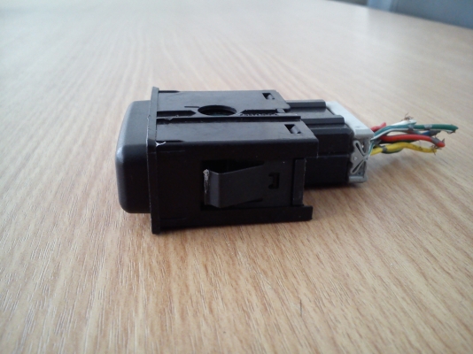 สวิตช์ไฟฉุกเฉินของรถ HONDA ACCORD ปี94-97 สวิตช์ไฟฉุกเฉินของรถ HONDA ACCORD ปี94-97